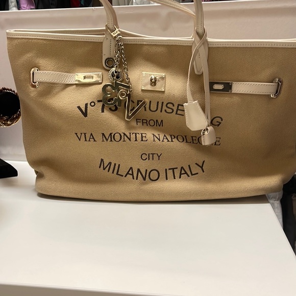 V 73 Linen Canvas tote bag. Leather handles in v good condition. - Picture 1 of 7